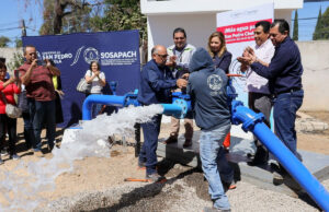 Paola Angon entrega nuevo pozo en Momoxpan
