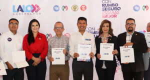 Lalo Rivera presenta su declaración 5 de 5 por una Puebla transparente