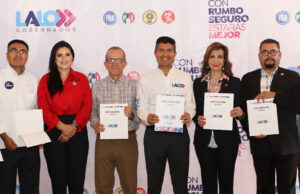 Lalo Rivera presenta su declaración 5 de 5 por una Puebla transparente