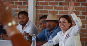 Garantizar el acceso a la salud de los cholultecas propone Nay Salvatori