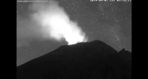 Popocatépetl registró 21 exhalaciones y 50 minutos de tremor