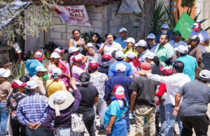 “El agua es del pueblo, no un instrumento de enriquecimiento”: Tony Gali a vecinos de Barranca Honda