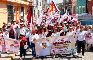 Encabeza Tonantzin Fernández primera caminata en favor de la 4T en San Pedro Cholula