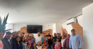 Ramón Fernández presentó su propuesta desarrollo urbano sostenible.