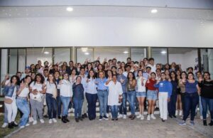 Participa Lupita Cuautle en foro con jóvenes