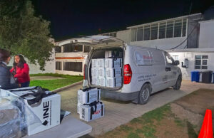 INE Puebla inicia distribución de paquetes electorales a presidencias de casilla