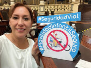 Lupita Leal presenta iniciativa para prohibir a menores de 12 años viajar motocicleta