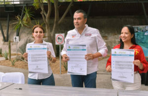 Nay Salvatori firma la “Agenda del Agua”