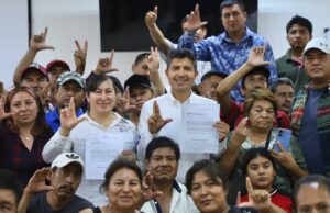 Lalo Rivera compromete apoyo a pirotécnicos