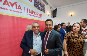 Edil electo de Coronango asiste a informe del diputado Jorge Luis Vélez Pavía
