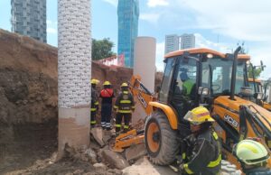 Fallecen dos hombres en obras del distribuidor vial del Periférico