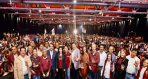 En la primera asamblea informativa de Morena, Alcalde anuncia campaña de afiliación