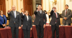En sesión extraordinaria de Cabildo titulares de las secretarías del Ayuntamiento, Tesorería, Contraloría y Seguridad rinden protesta