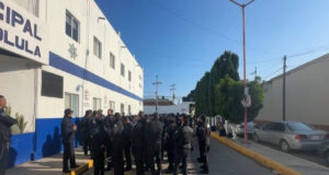 Policías de San Pedro Cholula exigen el cese de tres mandos