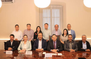 Armenta se reúne con líderes sindicales del SNTE