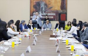 Alejandro Armenta ofrece a diputados federales trabajar sin filias ni fobias