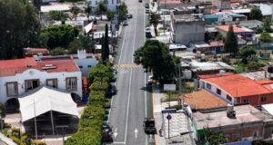 Impulsa Lupita Cuautle la rehabilitación vial en San Francisco Acatepec