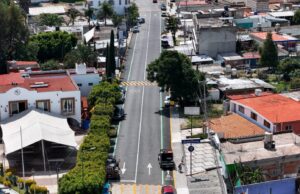 Impulsa Lupita Cuautle la rehabilitación vial en San Francisco Acatepec