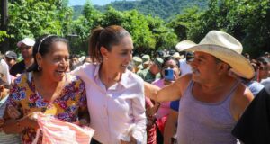 Presidenta de México, Claudia Sheinbaum recorre zonas afectadas en Puebla