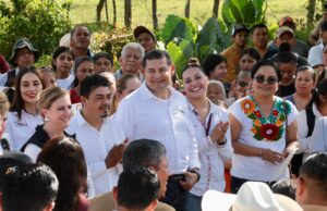 Con módulos de maquinaria se rehabiltan y constuyen carreteras