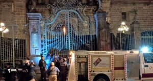 Protección civil sofoca incendio en catedral