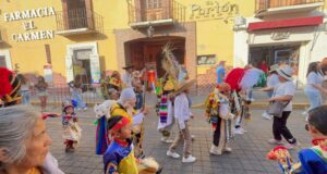 San Pedro Cholula de fiesta con carnaval