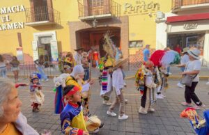San Pedro Cholula de fiesta con carnaval