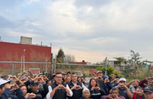 Ray Cuautli impulsa obra comunitaria en Comac; vecinos priorizan mejora sanitaria