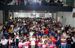 Gobierno de San Pedro Cholula entrega 500 apoyos a universitarios