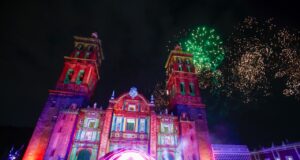Festival Glow no decepciona más de 150 mil poblanos disfrutan del espectáculo