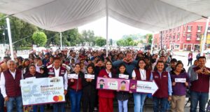 Tonantzin Fernández encabeza entrega de programa federal educativo
