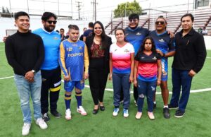 Topos Puebla convive con jugadores del Mundialito Social