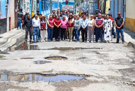 Tonantzin Fernández rehabilitará la calle 13 poniente en Xixitla