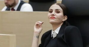 Ahora, Nayeli Salvatori se dice ser diputada independiente