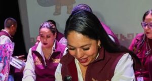 Amoxtli lleva útiles escolares a preescolares cholultecas
