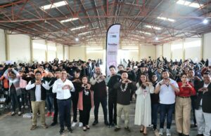 SEDIF entrega desayunos calientes a estudiantes en Tepeyahualco