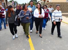 Tonantzin Fernández entrega obras en Tepalcatepec